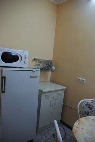 Гостиница Guest House 34 Meridian Алупка Стандартный семейный номер-9